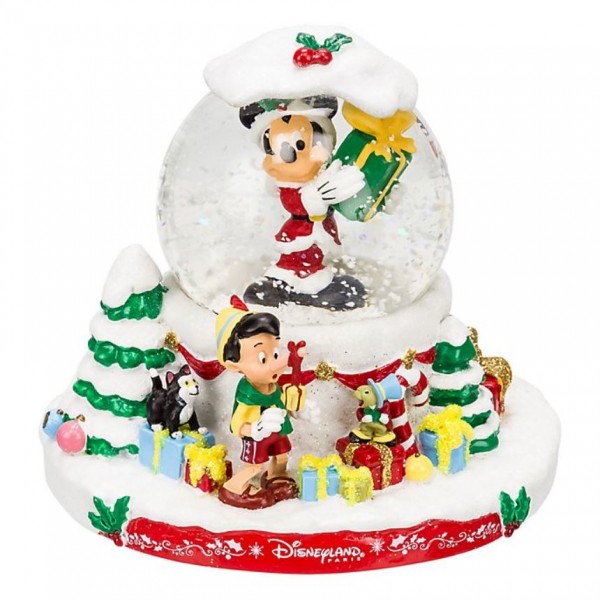 Disney Characters Christmas Snow Globe